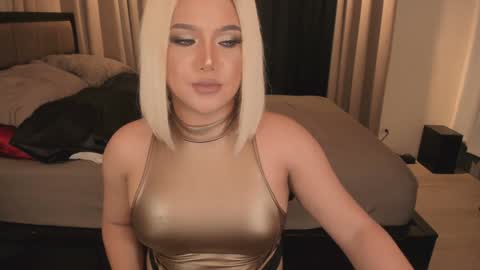 Snapshot of wildbelladonnats chatting on 12-06-24, 05:42 BELLA online show from 12-06-24, 05:42