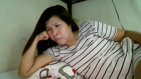 WildChick online show from 12-04-25, 06:12