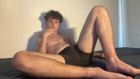Snapshot of wilddesire18 chatting on 07-22-26, 05:05 wilddesire18 online show from 07-22-26, 05:05