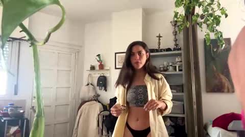 wilderswomen online show from 11-01-25, 01:35