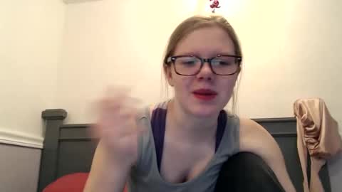 Snapshot of wildflowerofco chatting on 02-02-25, 09:45 wildflowerofco online show from 02-02-25, 09:45