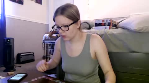 Snapshot of wildflowerofco chatting on 02-05-25, 06:15 wildflowerofco online show from 02-05-25, 06:15