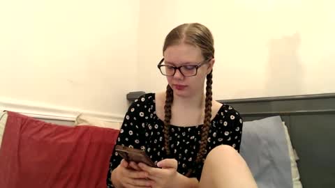 Snapshot of wildflowerofco chatting on 02-13-25, 03:39 wildflowerofco online show from 02-13-25, 03:39