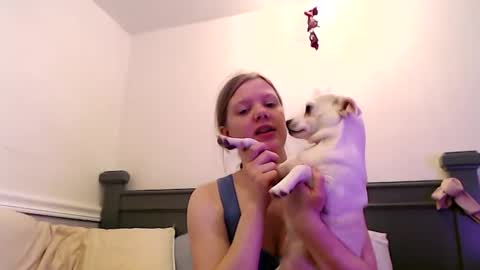 Snapshot of wildflowerofco chatting on 02-15-25, 05:19 wildflowerofco online show from 02-15-25, 05:19