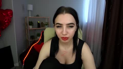 Alena online show from 03-09-25, 01:37