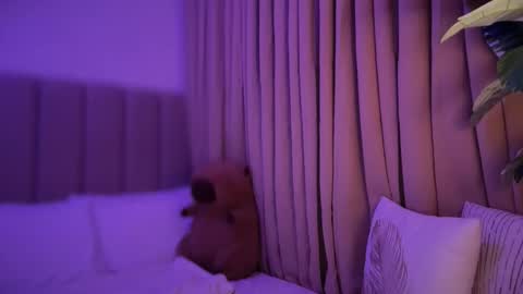 CHRISTINE online show from 02-14-26, 04:42