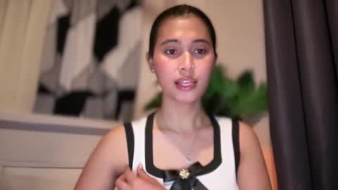 CHRISTINE online show from 02-17-26, 12:45