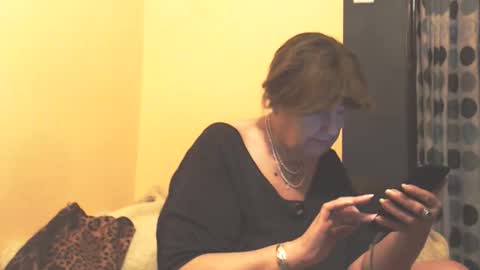 WildRedCat online show from 03-11-26, 05:52