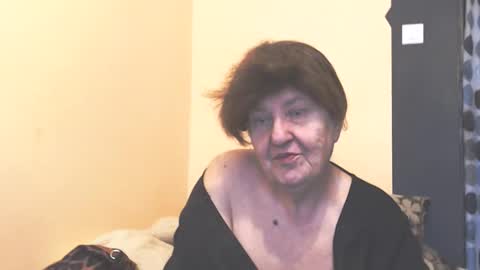 WildRedCat online show from 03-25-26, 01:17