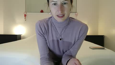 WildRose L - check my Pinned tweet if you dont see me online within 5 minutes after Ive sent email notifications online show from 02-13-25, 02:34