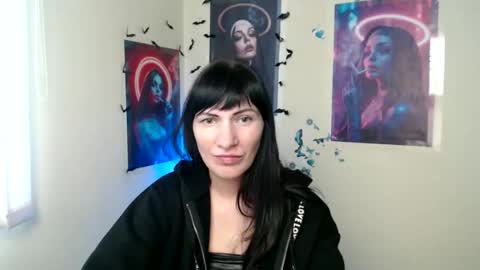 Snapshot of wildsoul8 chatting on 02-17-26, 02:13 Rosalinda online show from 02-17-26, 02:13