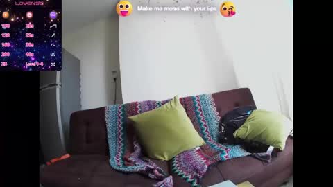 Snapshot of wildstrawberry30 chatting on 01-07-25, 06:03 Wild Strawberry online show from 01-07-25, 06:03