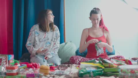 Snapshot of wildunicorninpink chatting on 12-25-24, 06:52 Wild unicorn in pink online show from 12-25-24, 06:52