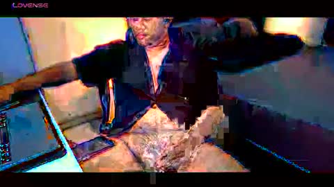 Wildy online show from 10-19-25, 06:58