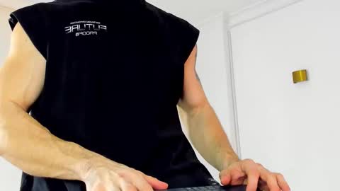 will_ferrari300 online show from 12-19-25, 06:31