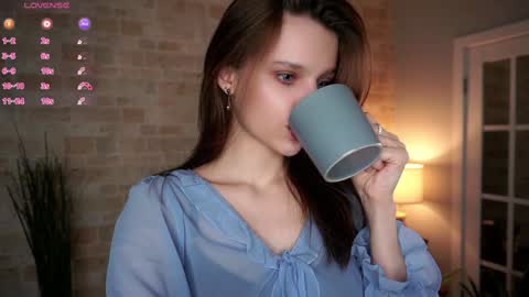 Eva online show from 02-08-25, 01:11