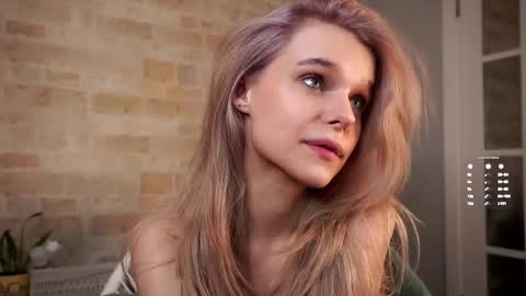 Eva online show from 03-10-25, 07:53