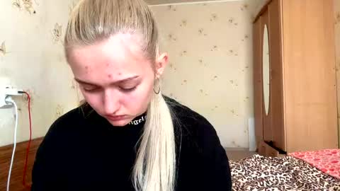 Snapshot of willettealfiero chatting on 04-21-26, 11:49 Sophia online show from 04-21-26, 11:49