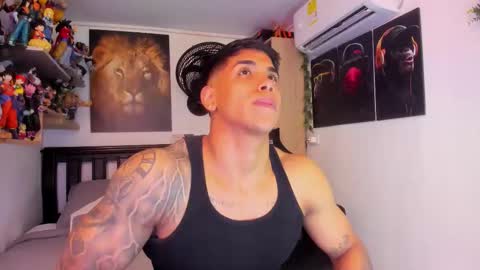 Snapshot of william_dracko9 chatting on 12-05-25, 04:32 Dracko online show from 12-05-25, 04:32