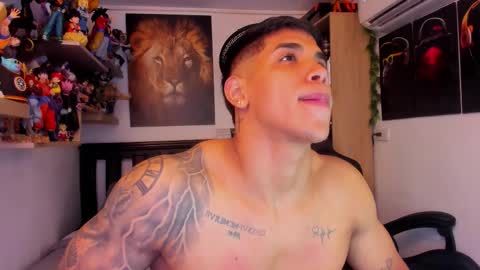 Snapshot of william_dracko9 chatting on 12-19-25, 09:00 Dracko online show from 12-19-25, 09:00