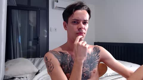 William online show from 10-16-25, 12:44