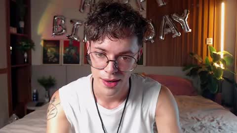 William online show from 05-06-26, 12:43