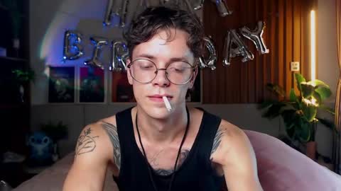 William online show from 05-09-26, 02:00
