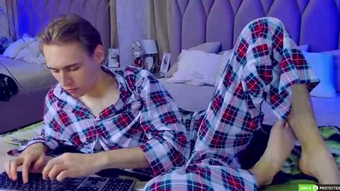 William online show from 09-30-25, 08:08