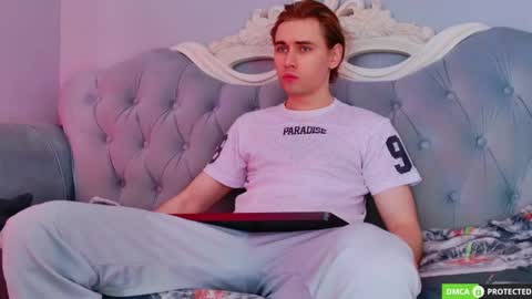 Snapshot of williamdyson chatting on 05-18-26, 03:24 William online show from 05-18-26, 03:24