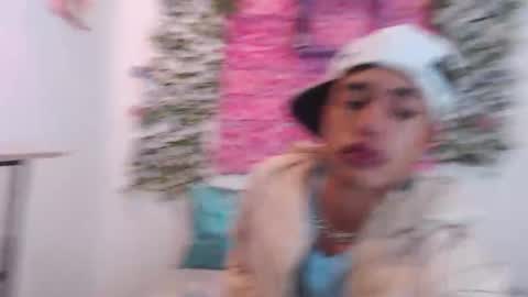 Snapshot of willians__ chatting on 09-30-25, 01:05 willians__ online show from 09-30-25, 01:05