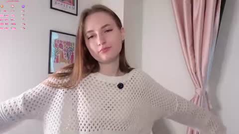 Sarah online show from 06-15-26, 01:19