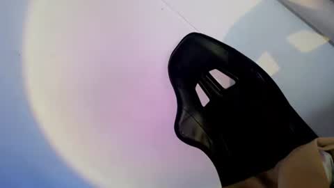 Snapshot of willing_and_wet chatting on 10-06-25, 06:00 LE XI online show from 10-06-25, 06:00