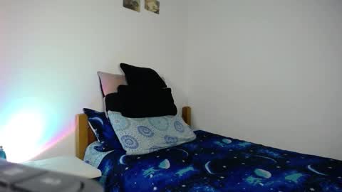 Snapshot of willmonkey chatting on 02-25-26, 02:10 willmonkey online show from 02-25-26, 02:10