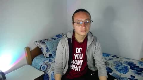 Snapshot of willmonkey chatting on 03-04-26, 03:34 willmonkey online show from 03-04-26, 03:34