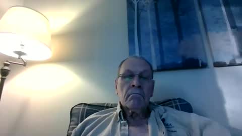 Snapshot of willnedoher chatting on 12-12-24, 01:28 Willhedoher online show from 12-12-24, 01:28