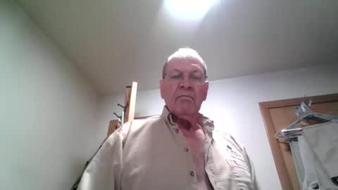 Snapshot of willnedoher chatting on 01-09-25, 02:51 Willhedoher online show from 01-09-25, 02:51