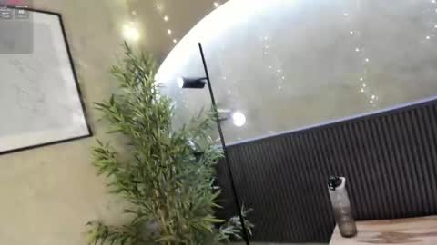 Ms Willow online show from 11-18-25, 01:15