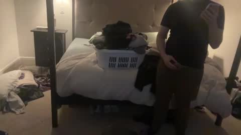 Snapshot of willwillwillll chatting on 12-13-24, 07:25 SearchingForSomeoneLikeYou online show from 12-13-24, 07:25