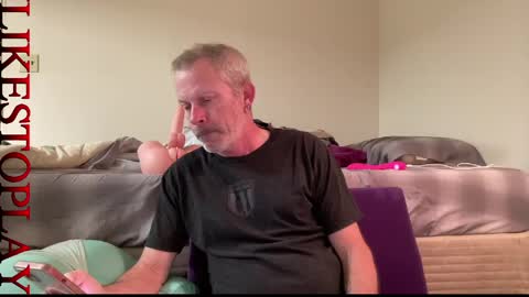 Snapshot of willylikestoplay74 chatting on 05-03-26, 01:00 Twisted Will online show from 05-03-26, 01:00