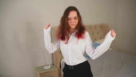 Snapshot of wilmavitanza chatting on 09-12-25, 04:23 for u Alise online show from 09-12-25, 04:23