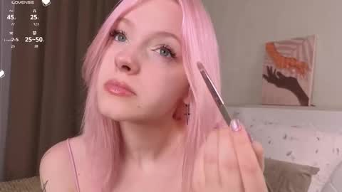 Mary online show from 01-10-26, 01:07