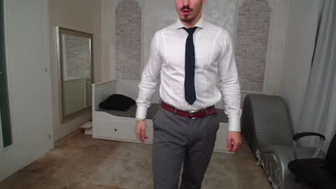 Snapshot of wilsonjules chatting on 12-13-24, 05:32 WilsonJules online show from 12-13-24, 05:32