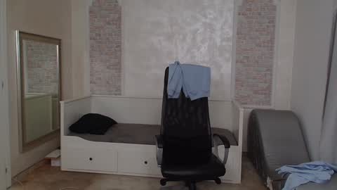 Snapshot of wilsonjules chatting on 01-04-25, 05:05 WilsonJules online show from 01-04-25, 05:05