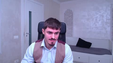 Snapshot of wilsonjules chatting on 01-16-25, 07:52 WilsonJules online show from 01-16-25, 07:52