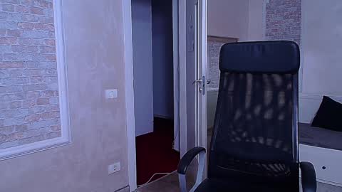 Snapshot of wilsonjules chatting on 01-17-25, 08:33 WilsonJules online show from 01-17-25, 08:33