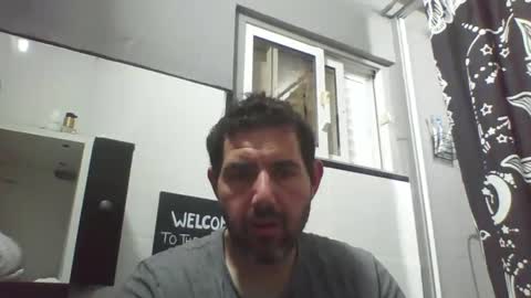 Snapshot of windowpane5 chatting on 12-31-24, 04:46 windowpane online show from 12-31-24, 04:46