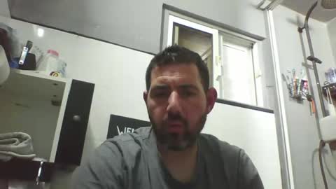 Snapshot of windowpane5 chatting on 01-29-25, 11:35 windowpane online show from 01-29-25, 11:35