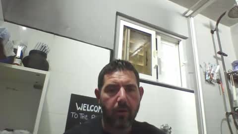 Snapshot of windowpane5 chatting on 02-01-25, 02:56 windowpane online show from 02-01-25, 02:56