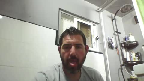 Snapshot of windowpane5 chatting on 02-13-25, 07:10 windowpane online show from 02-13-25, 07:10