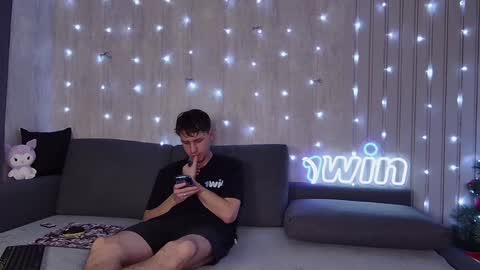 wineandboobs online show from 12-30-24, 03:35